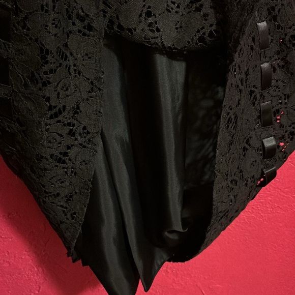 Betsey Johnson black lace and ribbon Babydoll dress. Sz 8. - Picture 7 of 17